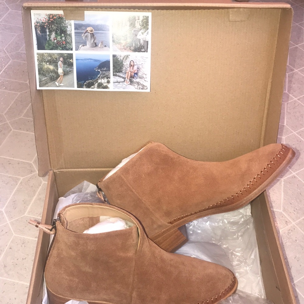 NEW Soludos tan ankle boot